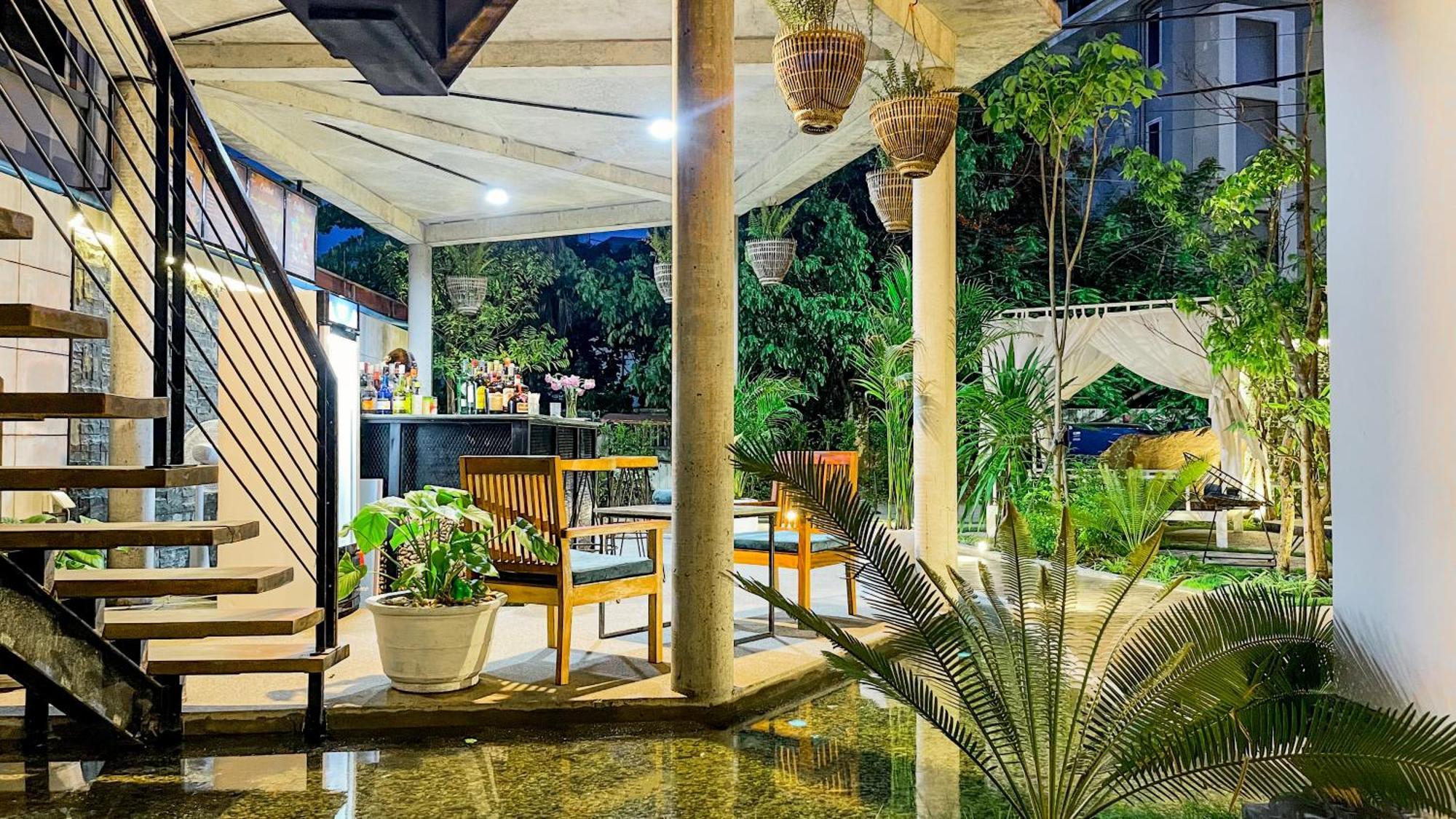 The Luxury Hotel Siem Reap Buitenkant foto