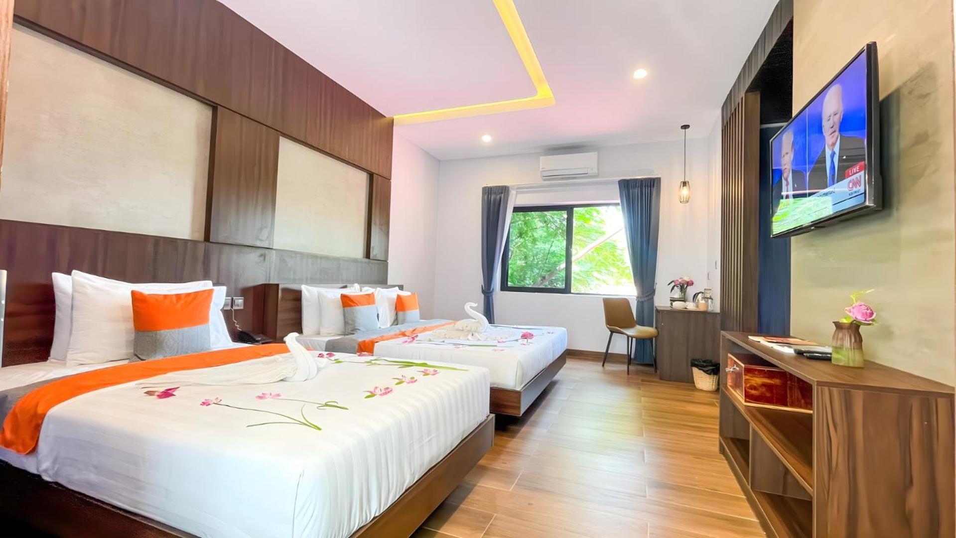 The Luxury Hotel Siem Reap Buitenkant foto